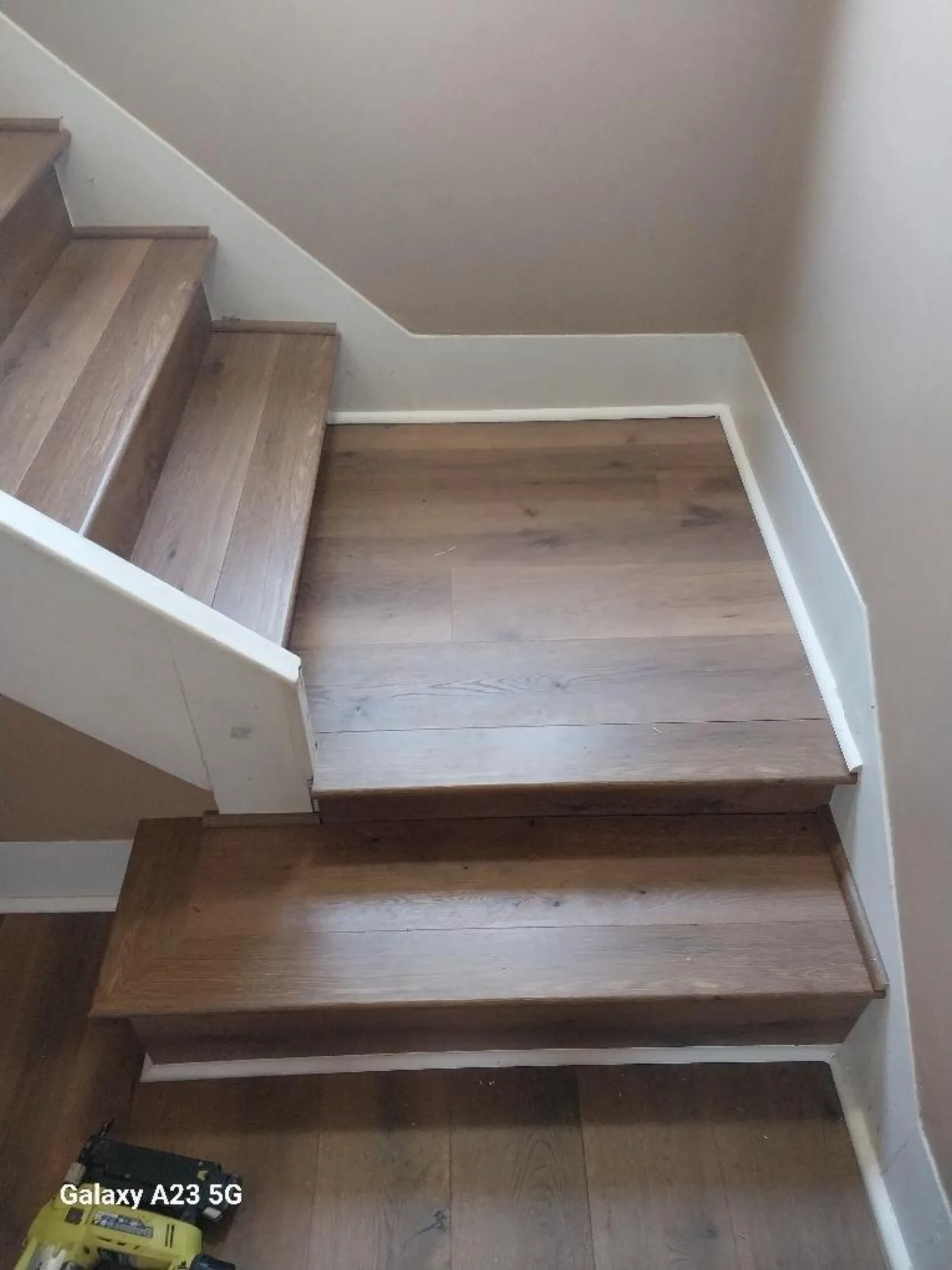 Luxury vinyl plank stair installation